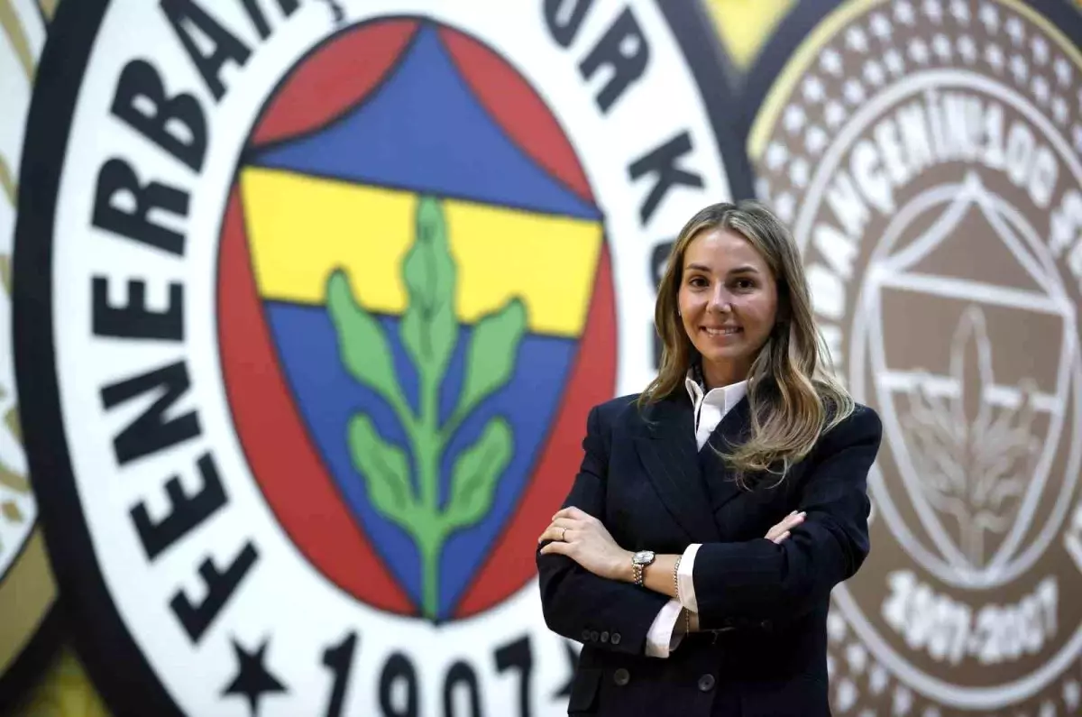 Fenerbahçe Kadın Voleybol Takımı’nın Yeni Menajeri Ecem Türker Kavaz Oldu Fenerbahçe Kadın Voleybol Takımı’nın Yeni Menajeri Ecem Türker Kavaz Oldu