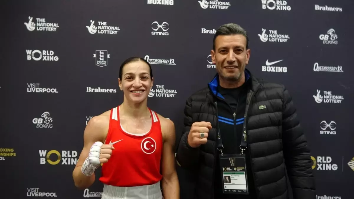 Buse Naz Çakıroğlu, Dünya Boks Şampiyonası Finaline Yükseldi Buse Naz Çakıroğlu, Dünya Boks Şampiyonası Finaline Yükseldi