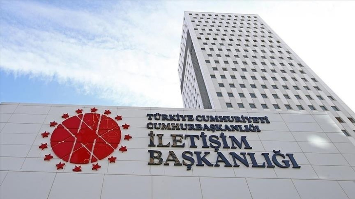 “7 Ekim’in yıl dönümünde Azerbaycan’da bayrakların yarıya indirildiği” iddiasına DMM’den yanıt “7 Ekim’in yıl dönümünde Azerbaycan’da bayrakların yarıya indirildiği” iddiasına DMM’den yanıt